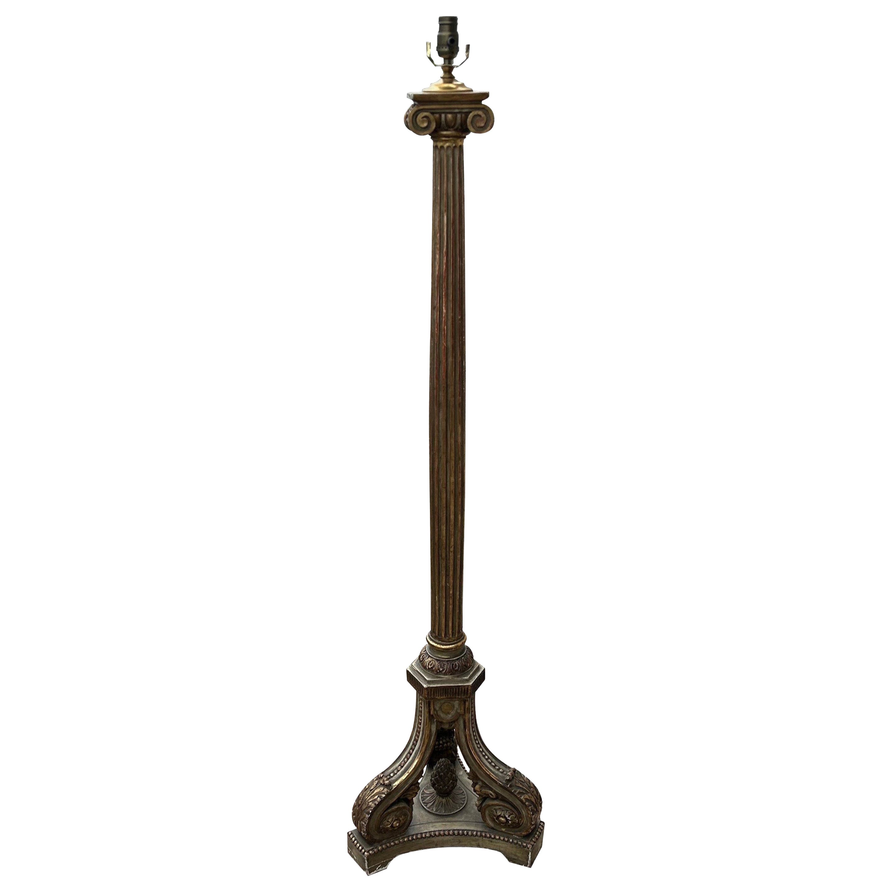 Lampada da terra in legno dorato in stile neoclassico francese