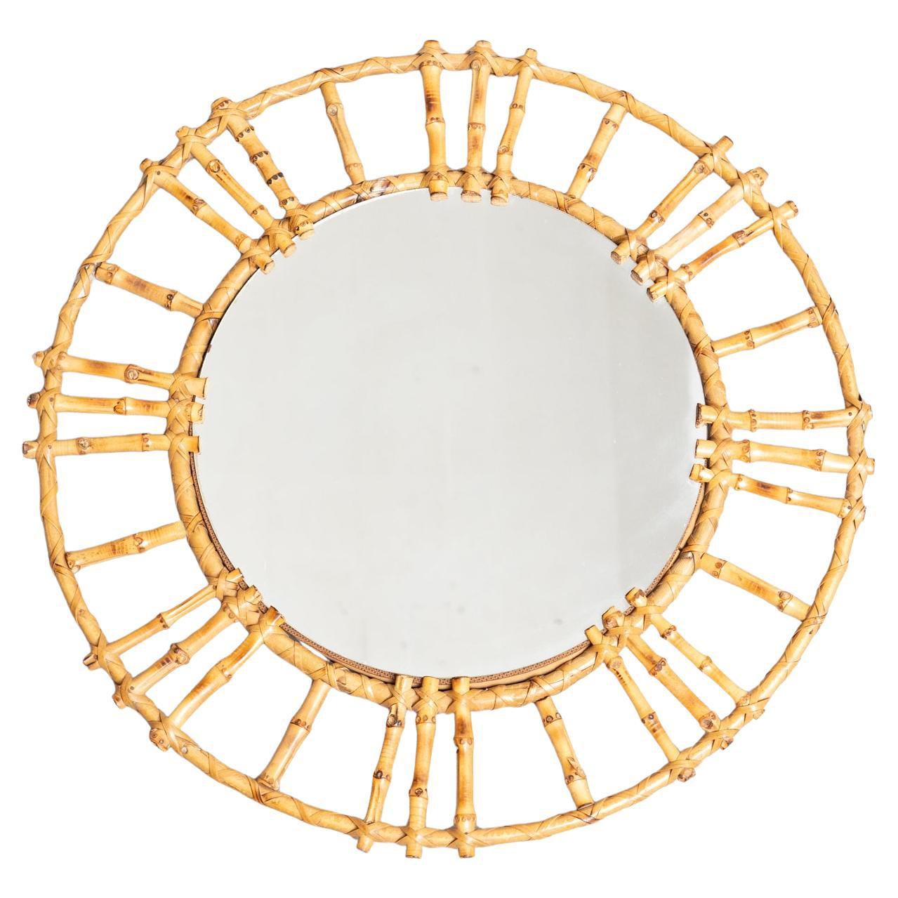 Miroir moderne du milieu du siècle en bambou et rotin Handcraft, circa 1960