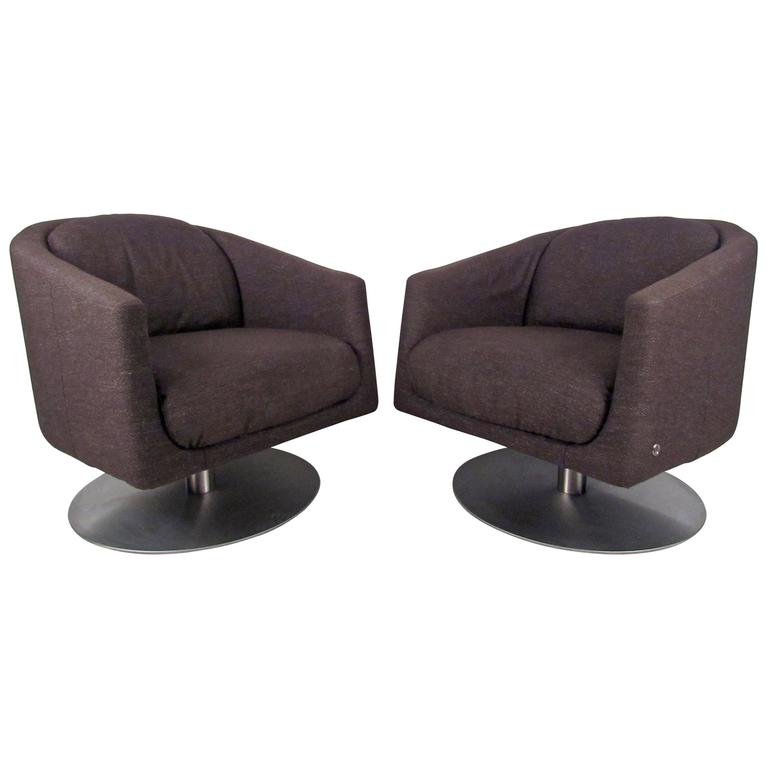 Pair Of Mid Century Natuzzi Swivel Lounge Chairs At 1stdibs Pair Of Mid Century Natuzzi Swivel Lounge Chairs For