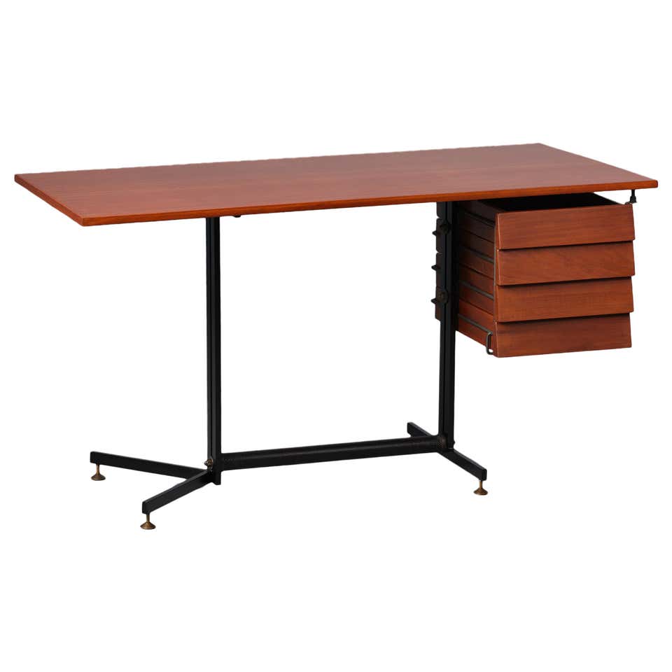Shellac Desk Mid-Century Italian Desk, 1950s, Fully Restored with Shellac Finish For ...