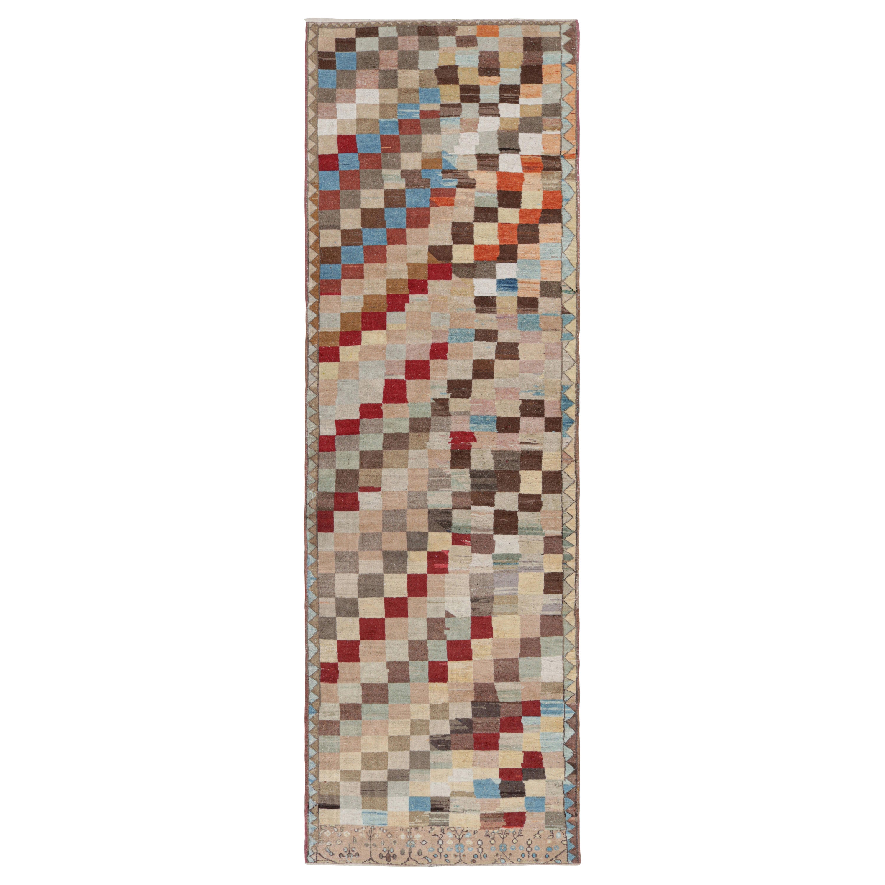 Vintage Zeki Müren Läufer mit polychromen Mustern, von Rug & Kilim