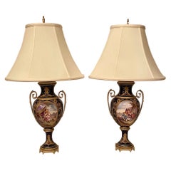 Par de Lámparas Antiguas Francesas Napoleón III Sèvres de Porcelana y Bronce Dorado Circa 1890