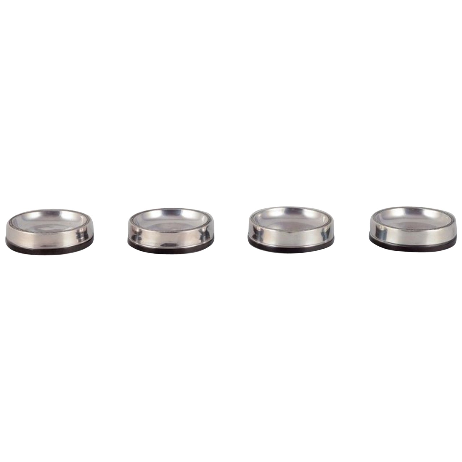 GAB, Sweden. Four salt cellars in 830 silver and bakelite. Art Deco style. For Sale