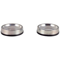 Vintage GAB, Sweden. Two salt cellars in 830 silver and bakelite. Art Deco style.
