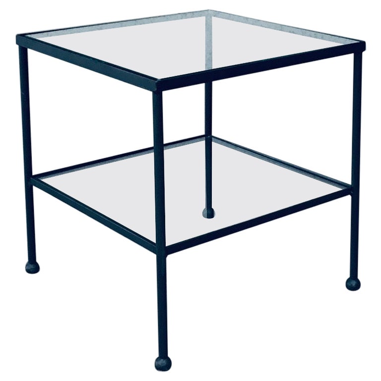 Minimalistisches Design Zweistöckiger niedriger Beistelltisch, Belgien 1960er Jahre