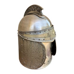 Englischer Eiskübel mit Knight's Helm aus Zinn im Landhausstil