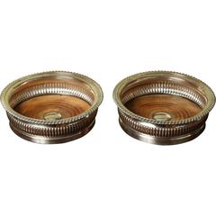 A Pair of Sheffield Silver Wine Coasters with Gadrooned Border, circa 1820 A Pair of Sheffield Silver Wine Coasters with Gadrooned Border, circa 1820