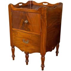 English 19th Century Mahogany Commode 7