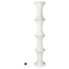 Italienische moderne italienische Stehlampe aus Opalglas und Bambus von Enrico Tronconi, 1980er Jahre