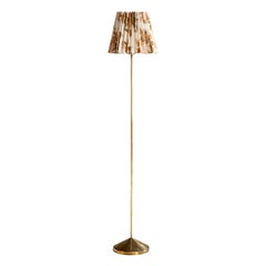 Schwedische Designerin, Stehlampe, Messing, Stoff, Schweden, 1960er Jahre