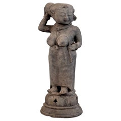 Antique 15th Century Majapahit Terracotta Handmaiden Figure (Woman Holding Her Hair)
