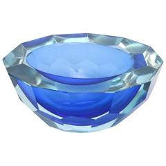 Italian Murano Sommerso Diamond Faceted Flat Cut Polished Glass Geode Bowl Italian Murano Sommerso Diamond Faceted Flat Cut Polished Glass Geode Bowl