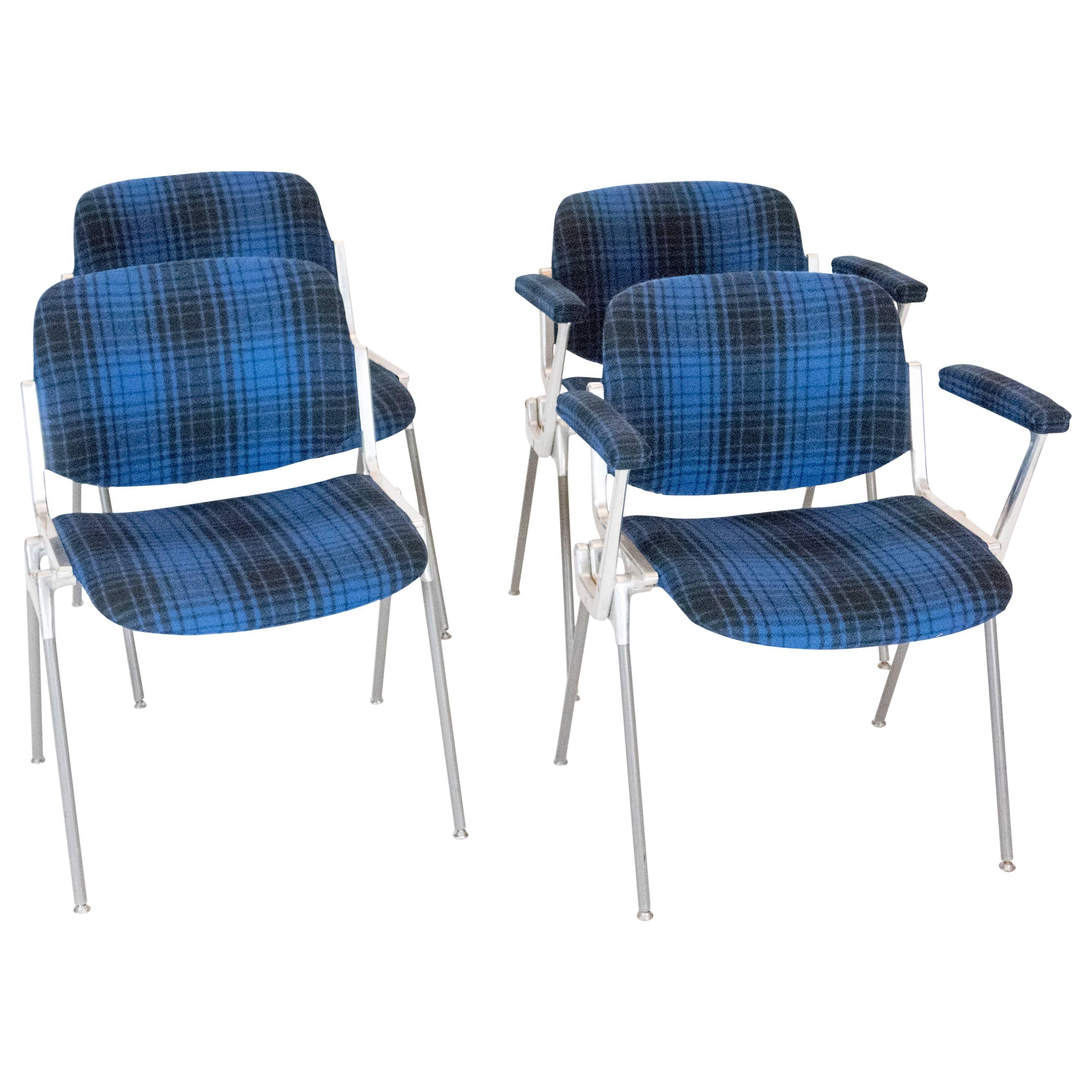 Ensemble de trois chaises de Giancarlo Piretti en vente