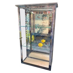 Vitrine murale chromée française des années 1930