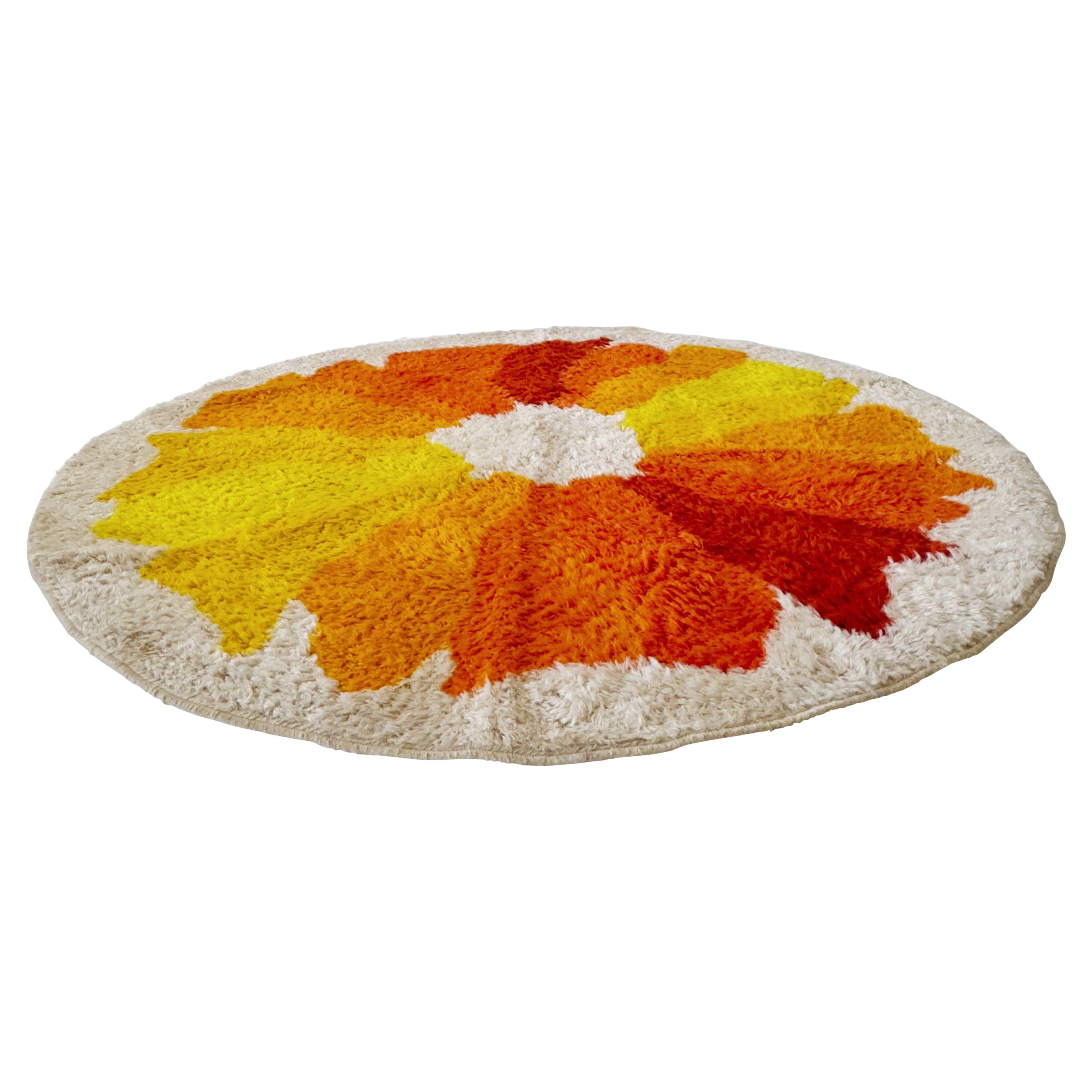 Green round rug Denmark 1970s Desso For Sale at 1stDibs
