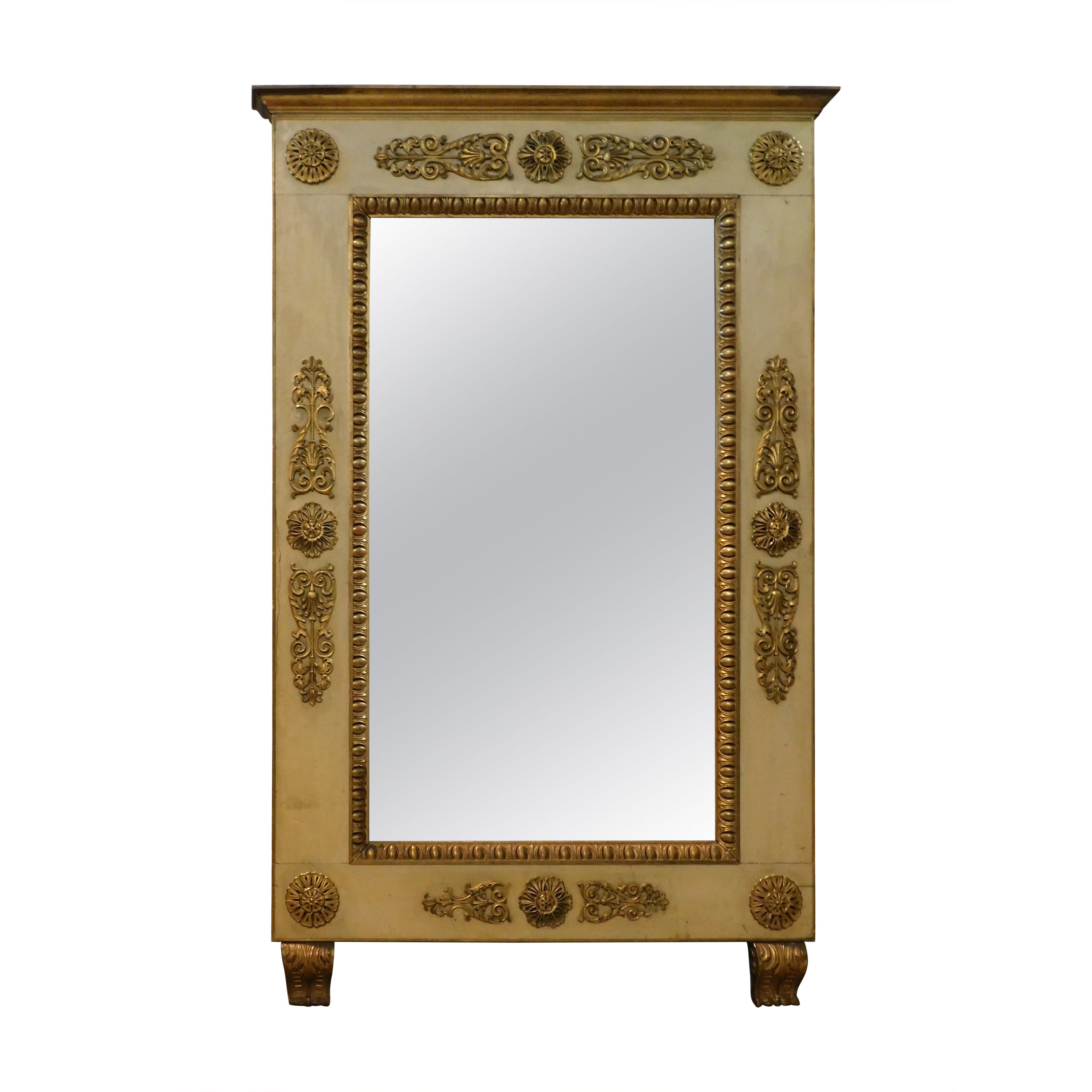 Important mirror in yellow lacquered wood rich golden floral decoration, Italy