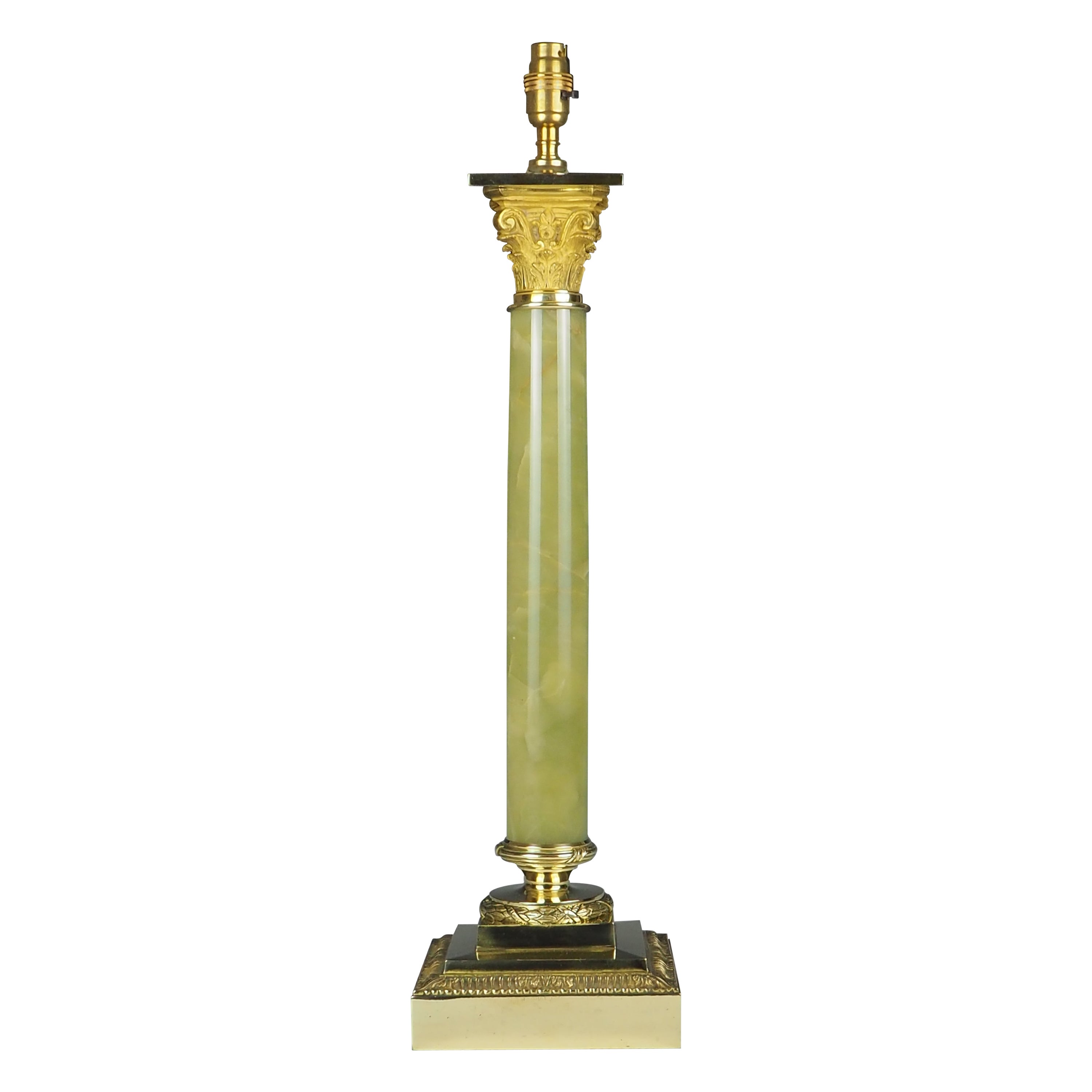 Élégante lampe de table corinthienne ancienne en Oynx