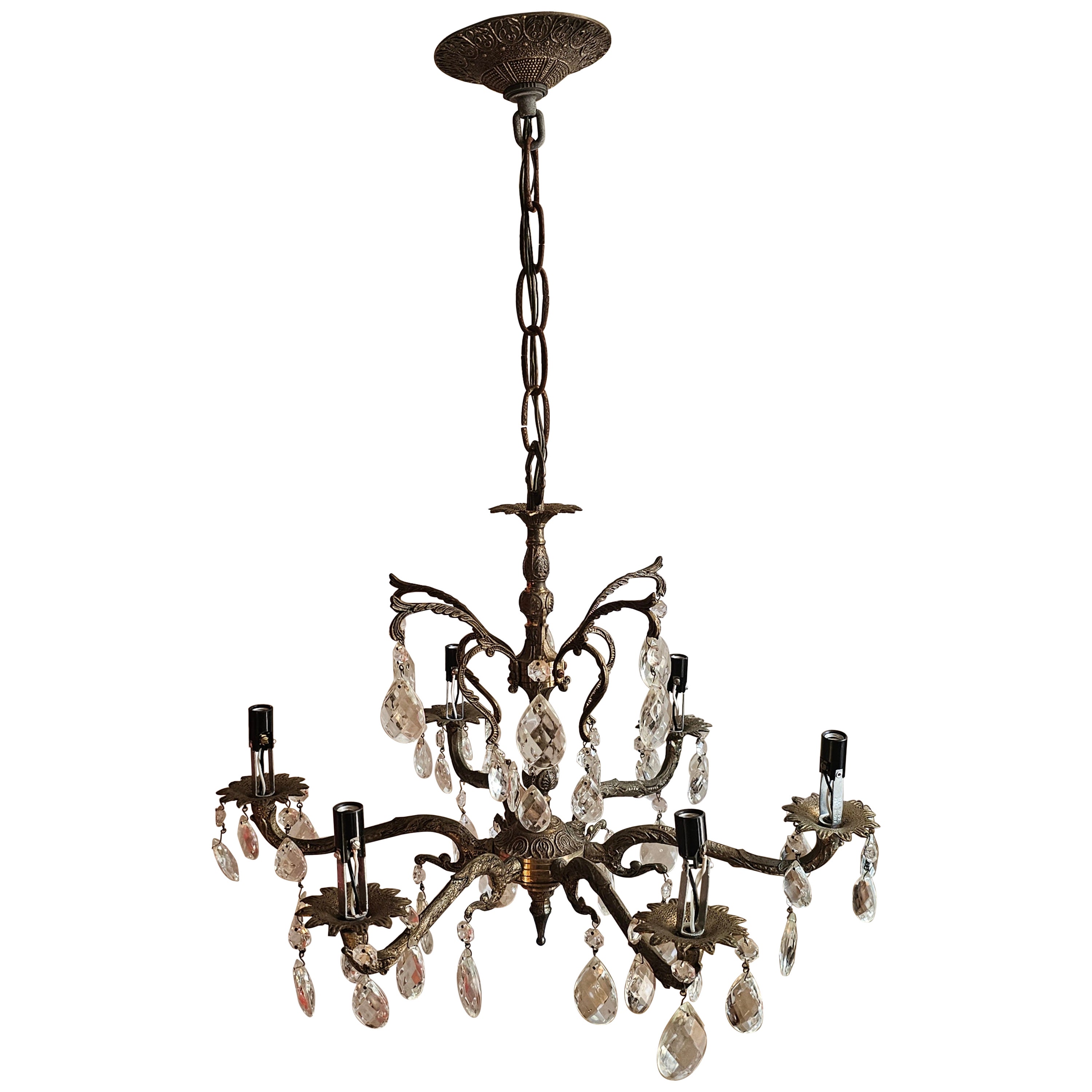 Lampadario spagnolo in ottone antico in stile Luigi XIV dei primi del Novecento