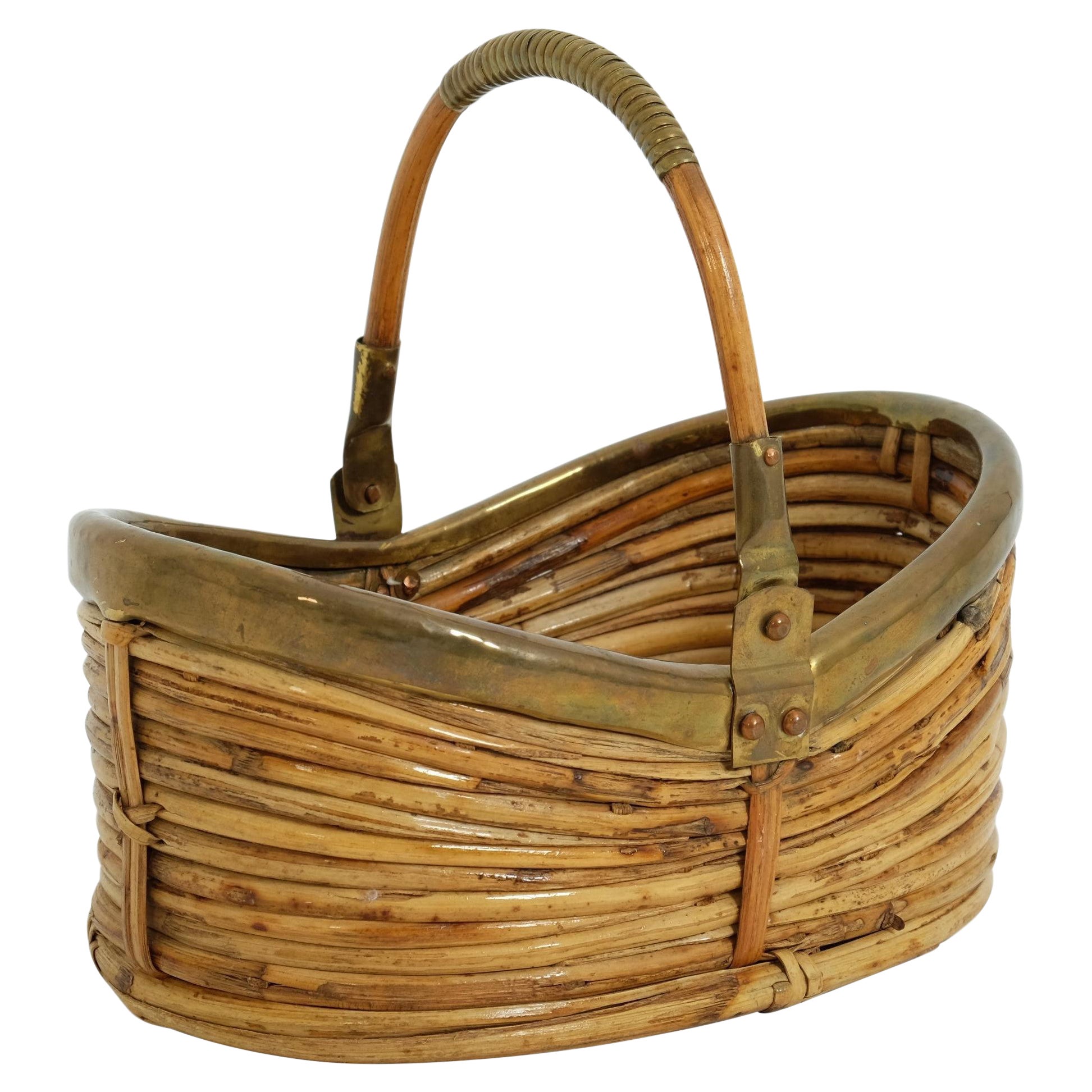Panier en osier de rotin avec anse, The Modernity, Italie, années 1970 en vente