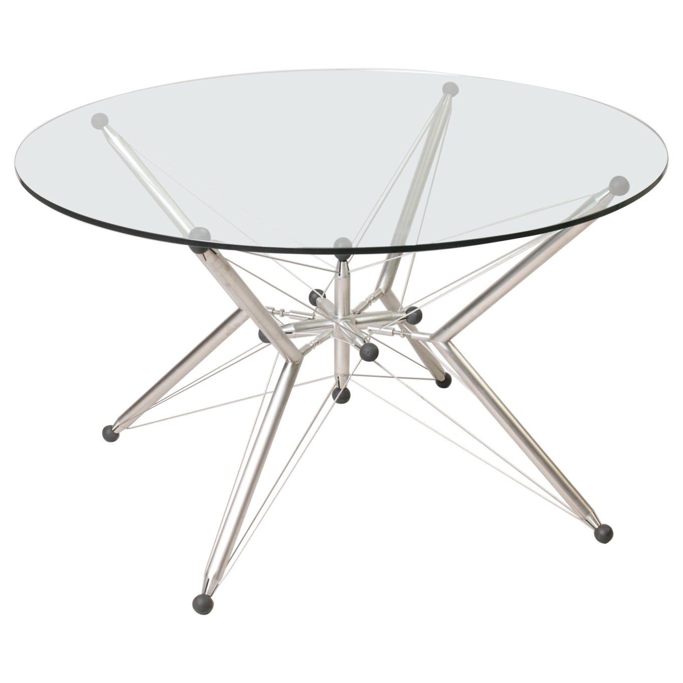 Table V-Star de Konstantin Achkov Studio
