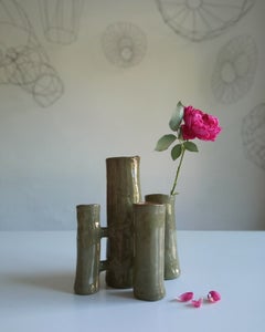 Vasi Comunicanti 4 elements GREEN in ceramic XXI Century by Chiara Berta Artist