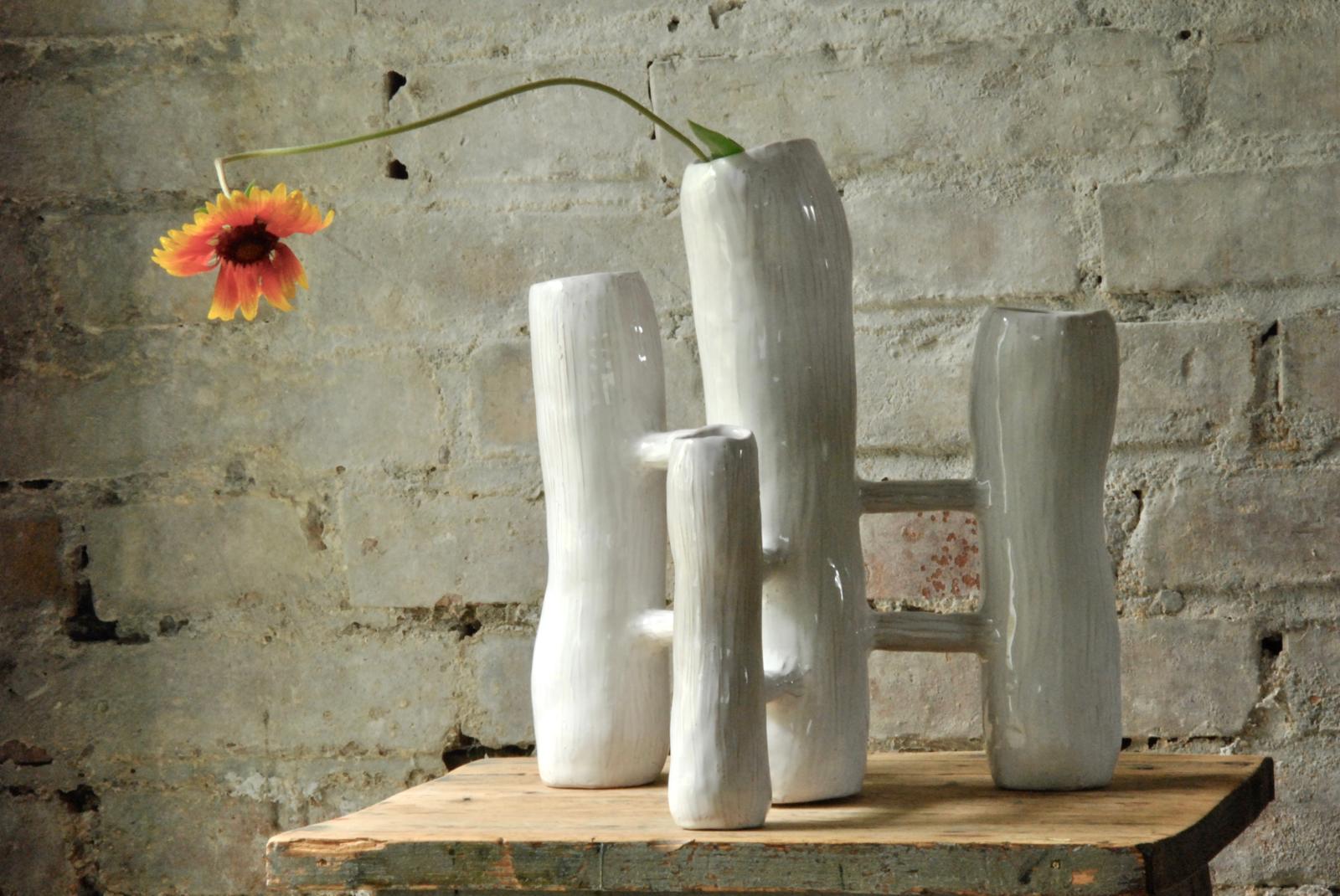 Communicating Vases 4 elements WHITE in ceramic XXI Century by Chiara Berta Artist