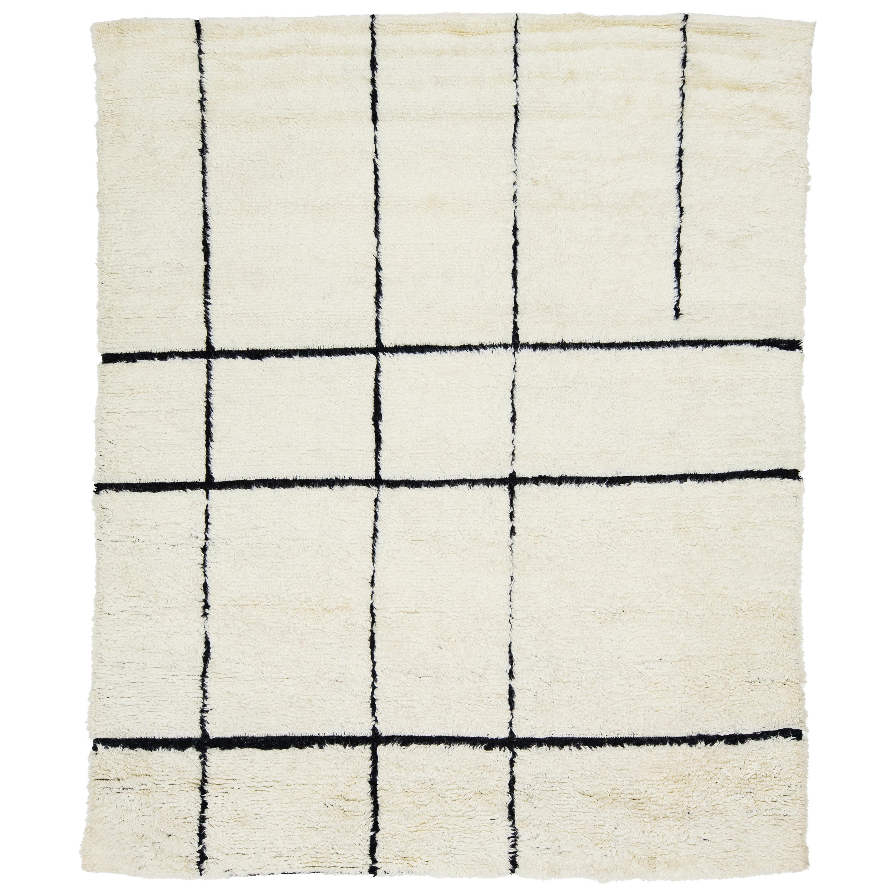 Modern Moroccan Style Ivory Wool Rug with Geometric Design