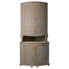 Antiguo armario esquinero sueco auténtico, mueble rústico de estilo gustaviano