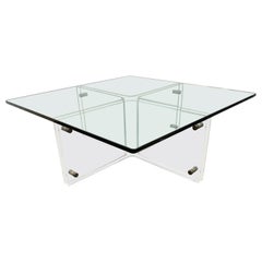 Tavolino da caffè Neal Small con base in lucite