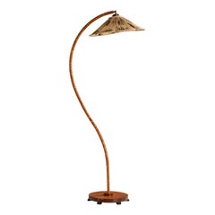 Schwedische Designerin, Stehlampe, Ulme, Stoff, Messing, Schweden, 1930er Jahre