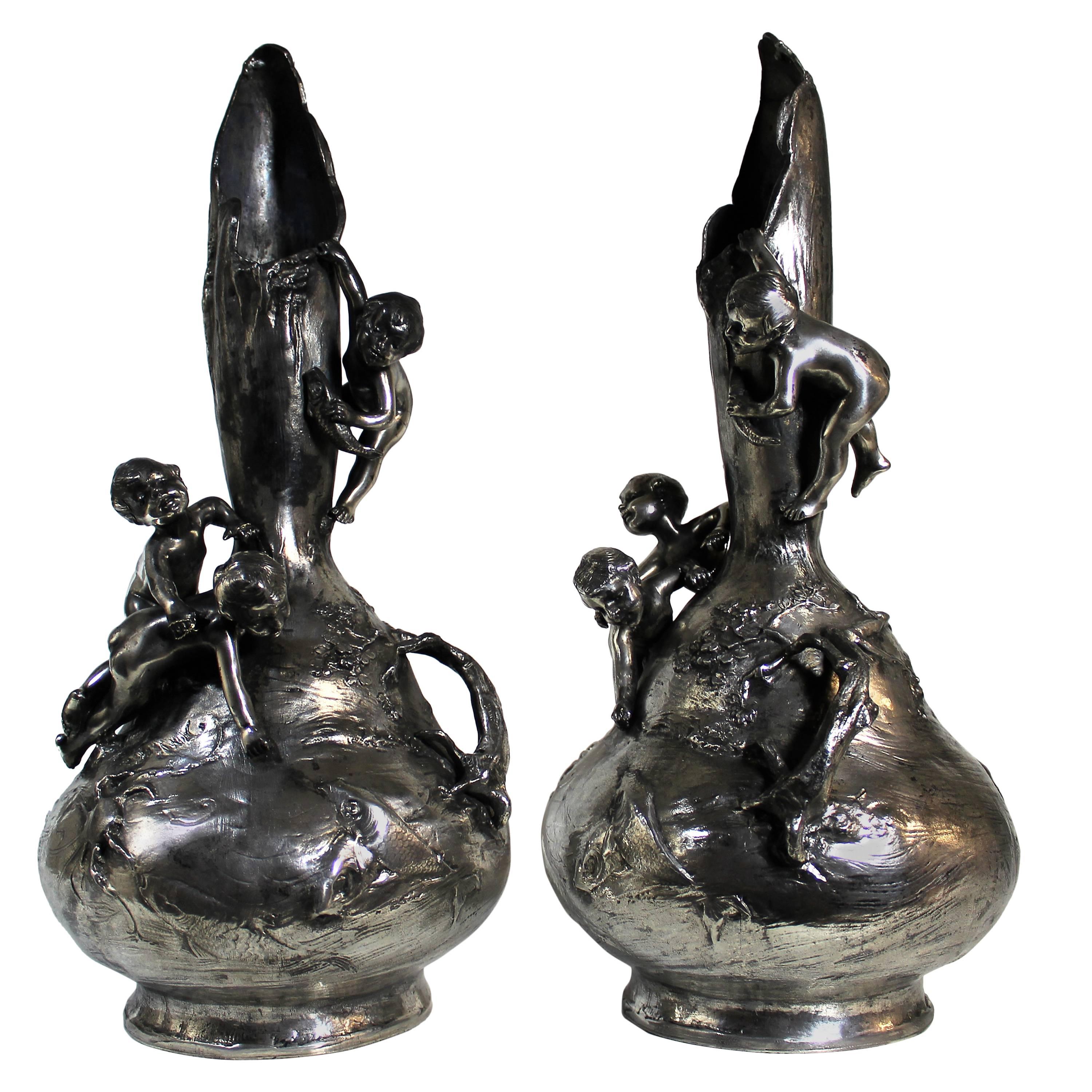 Vases métal argenté Art nouveau en vente