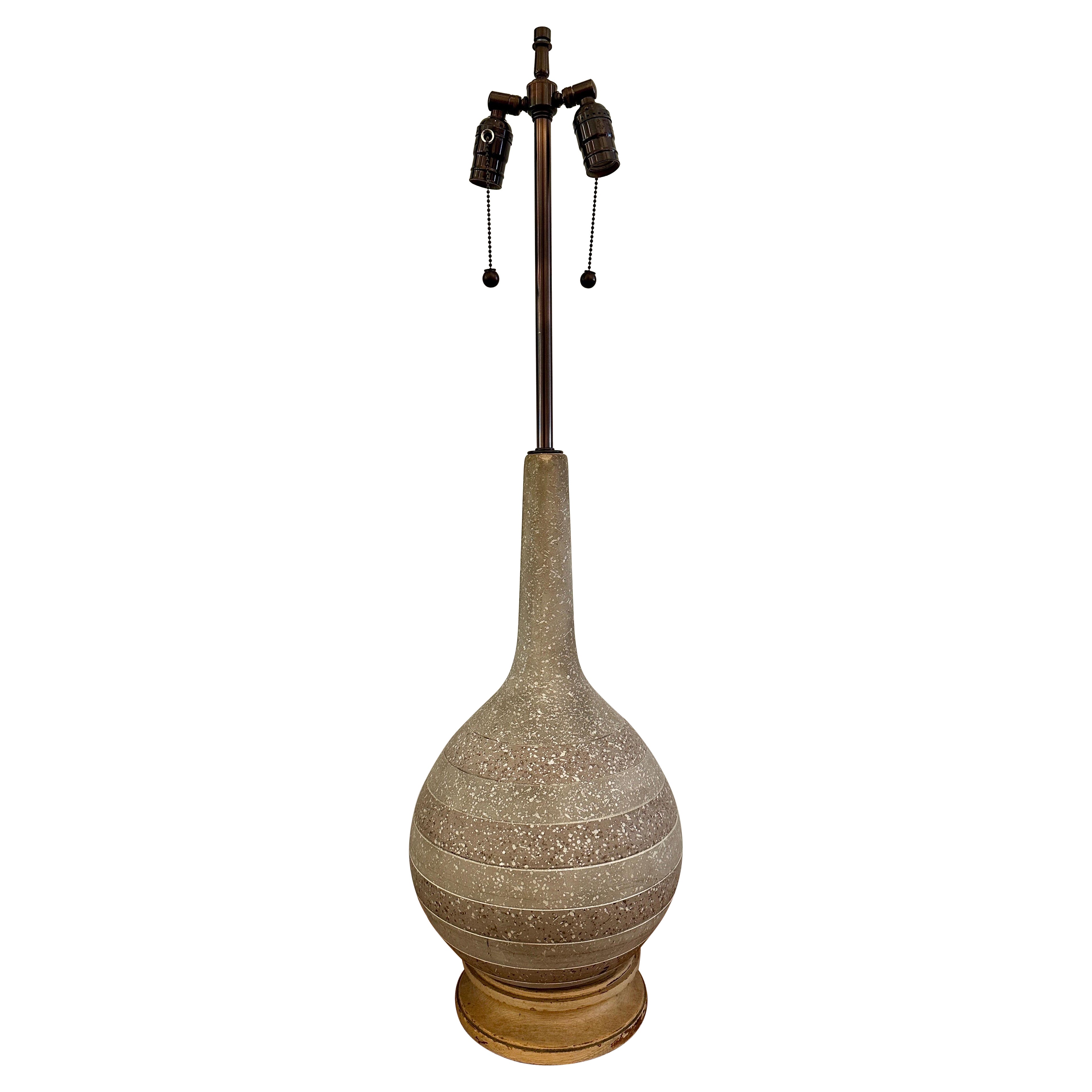 Vintage Gourd Shaped Ceramic Lamp in Matte Finish Table Lamp