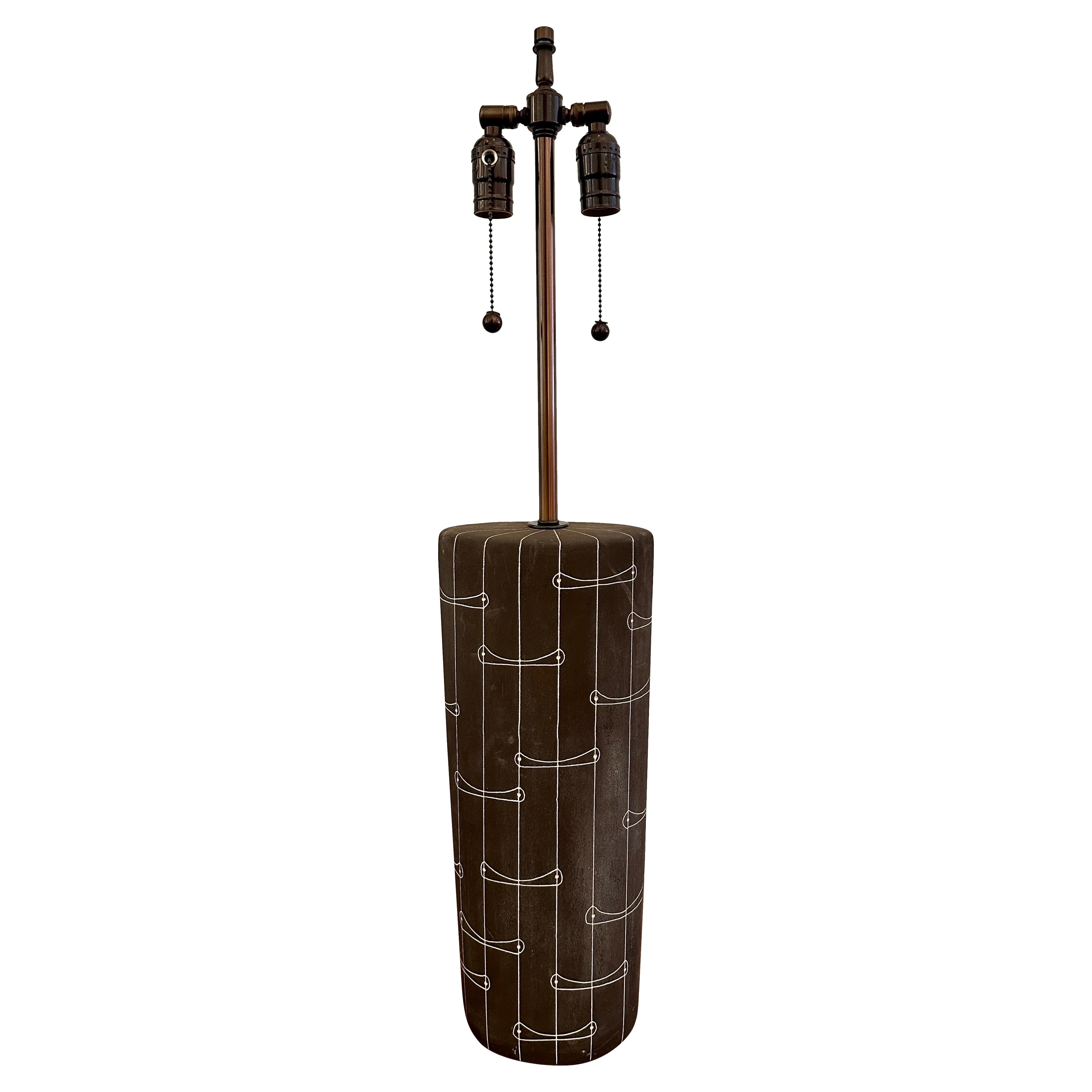 Lampada da tavolo in ceramica di Kelby, firmata, metà del secolo scorso