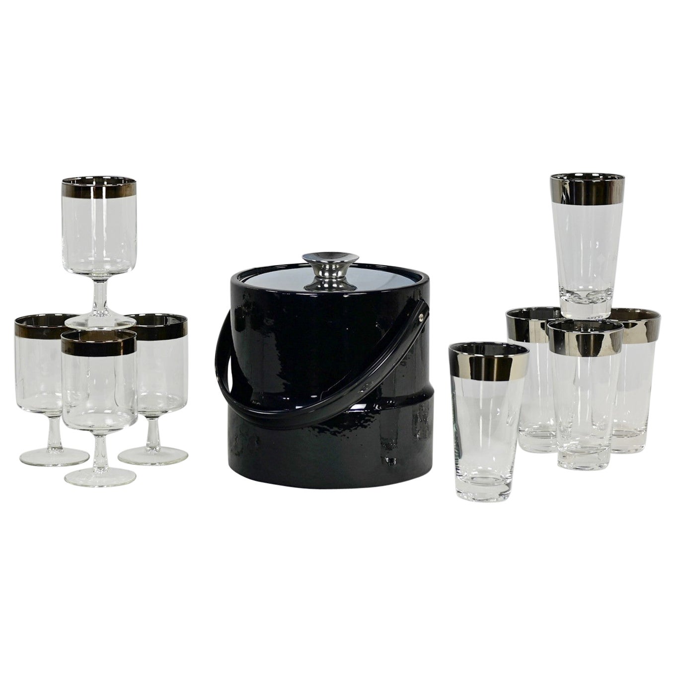 Dorothy Thorpe Juego Estilo Allegro 5 Vasos 4 Tallos y Cubitera Negra de Kraftware