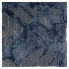 Blauer moderner Aloe- und Seidenteppich von Apadana, maßgefertigt