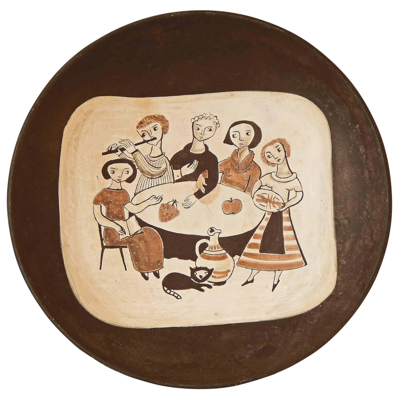 Große, seltene Mid-Century-Schale ""Gathering Around the Table" von Meister im Angebot