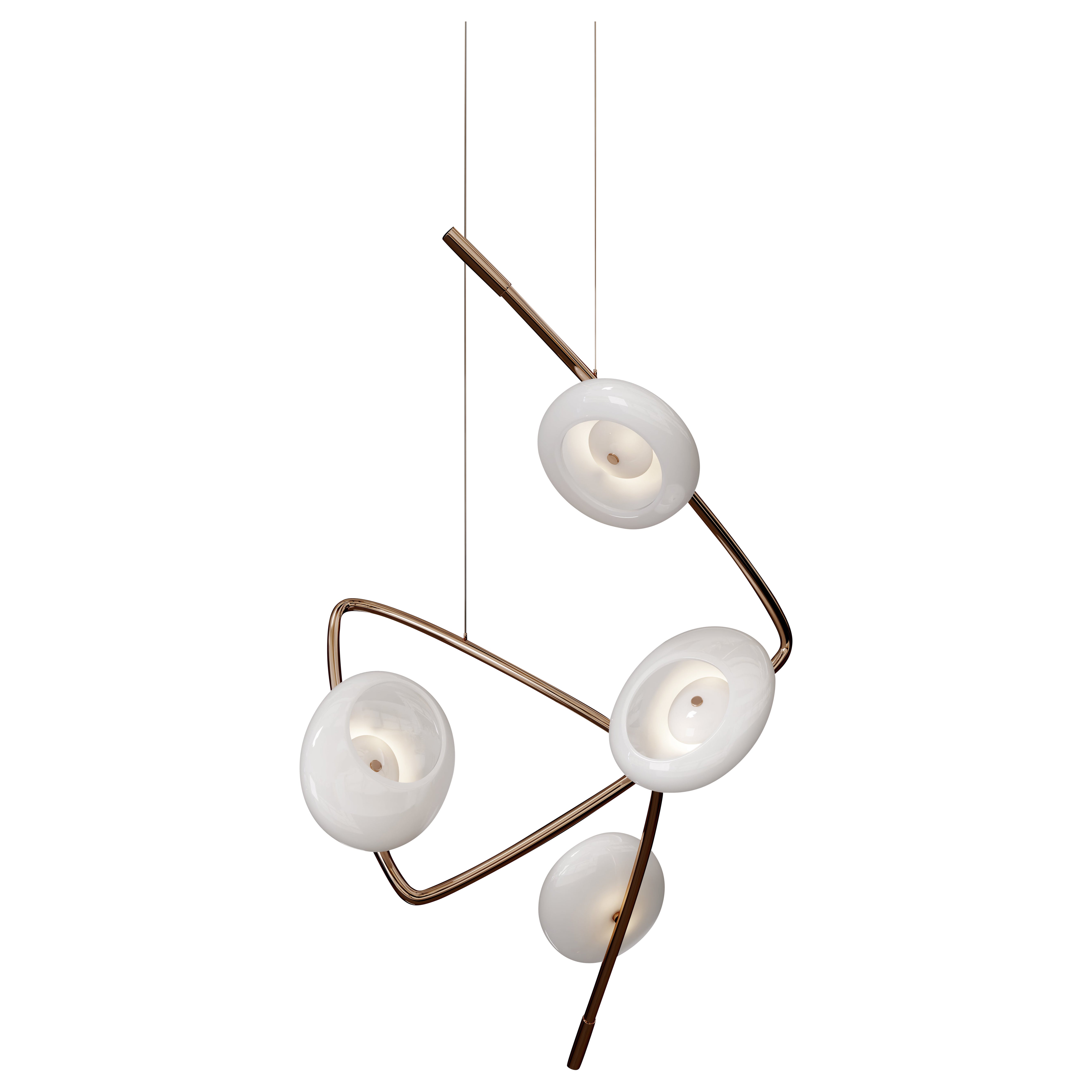 Lampadario verticale Halo di Barlas Baylar