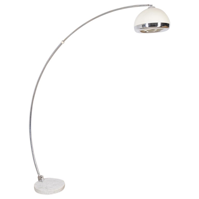Lampada ad arco vintage anni 70 in marmo e metallo design Italiano