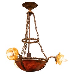 Lampadario Art Deco francese in alabastro e bronzo dorato
