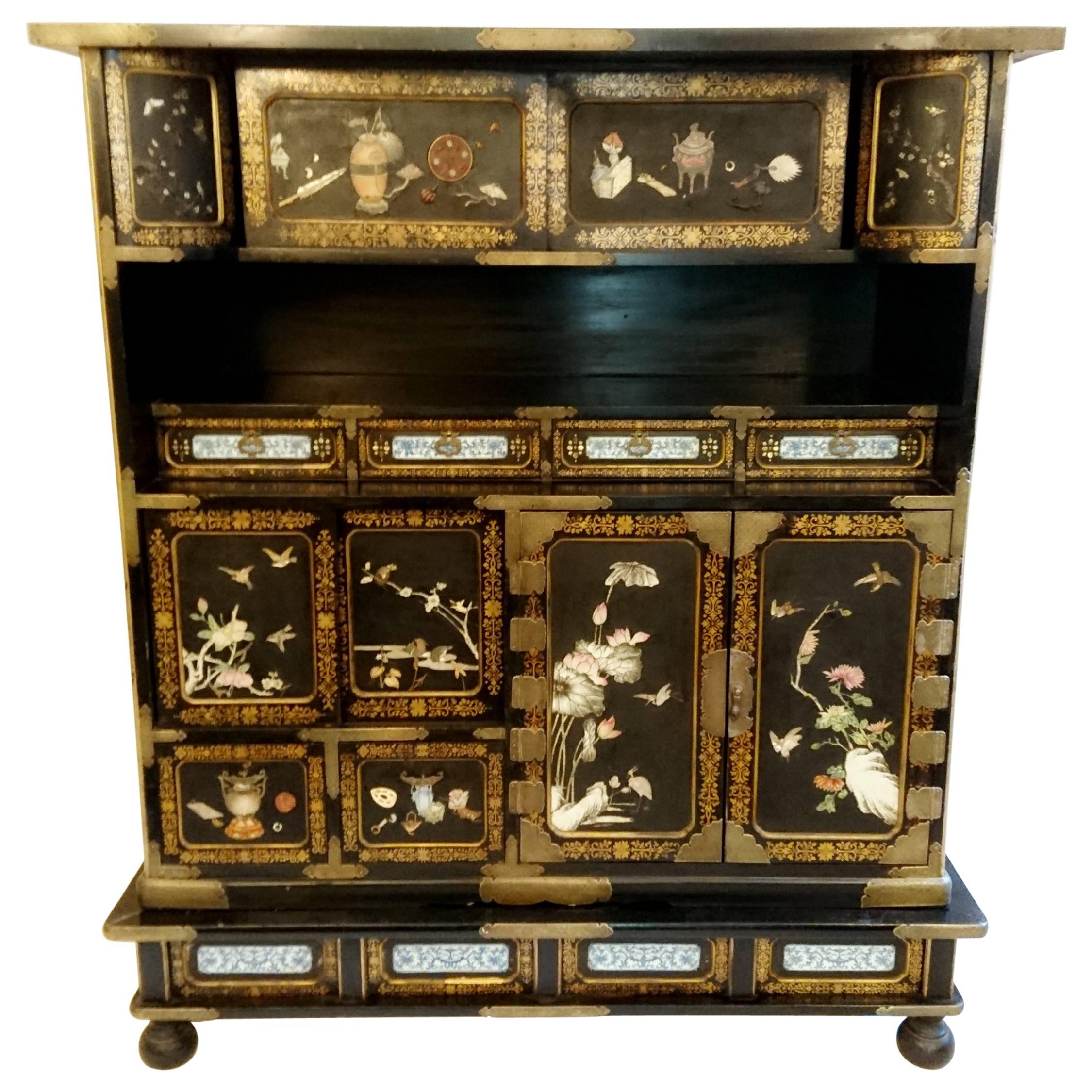 Japanese Cabinet in Shibayama Cabinet, Meiji Period