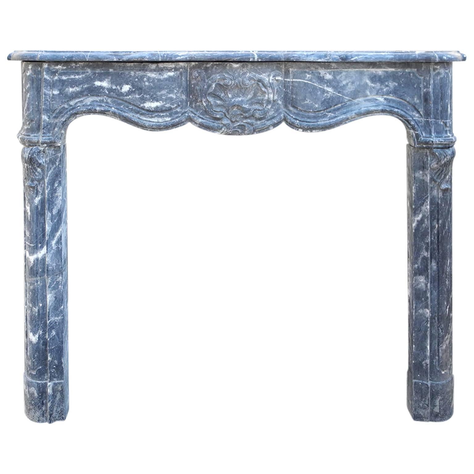 Antique 18th Century Black Marble Mantel from Saint-Marcellin