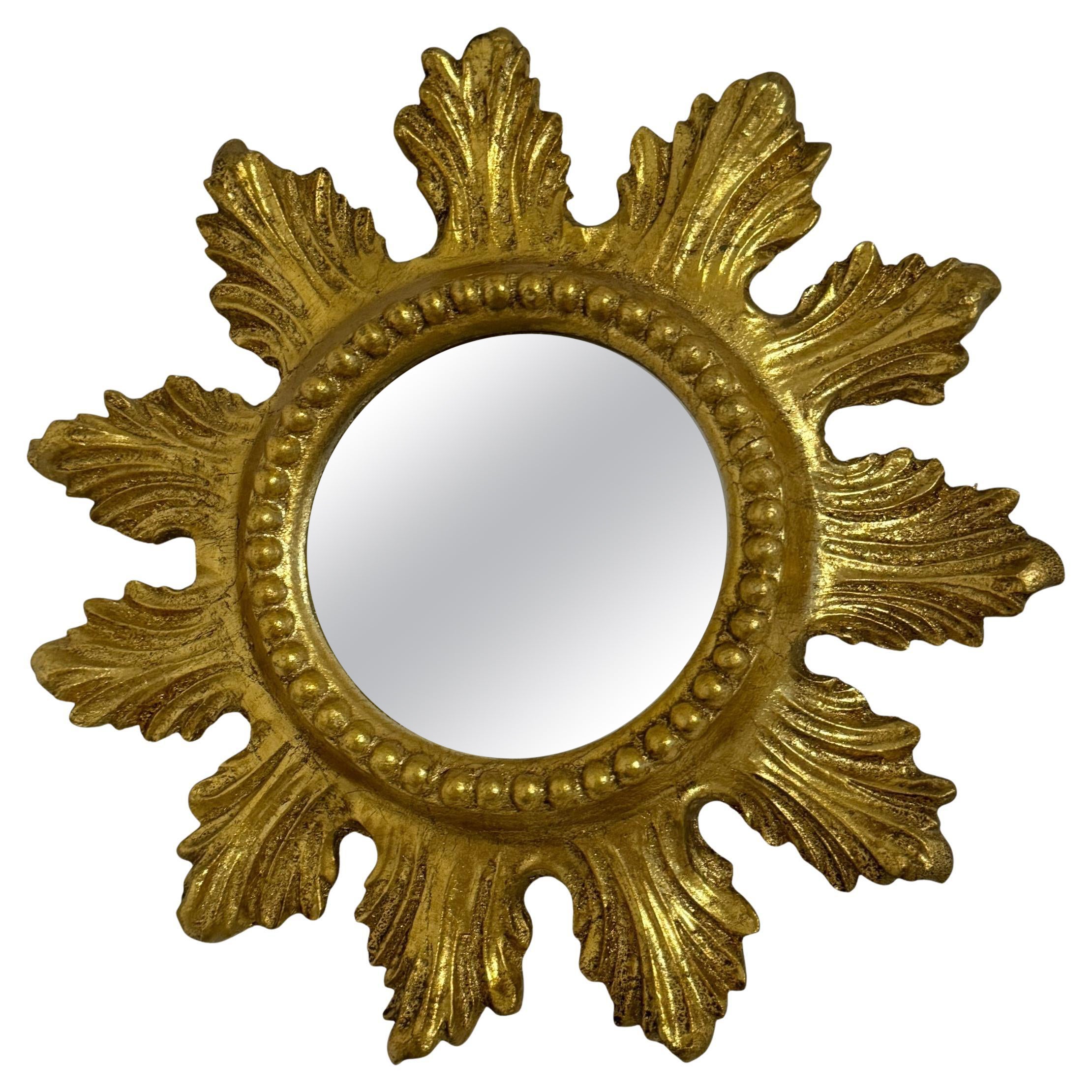Petite Starburst Sunburst Spiegel aus vergoldetem Holz und Komposition, Italien