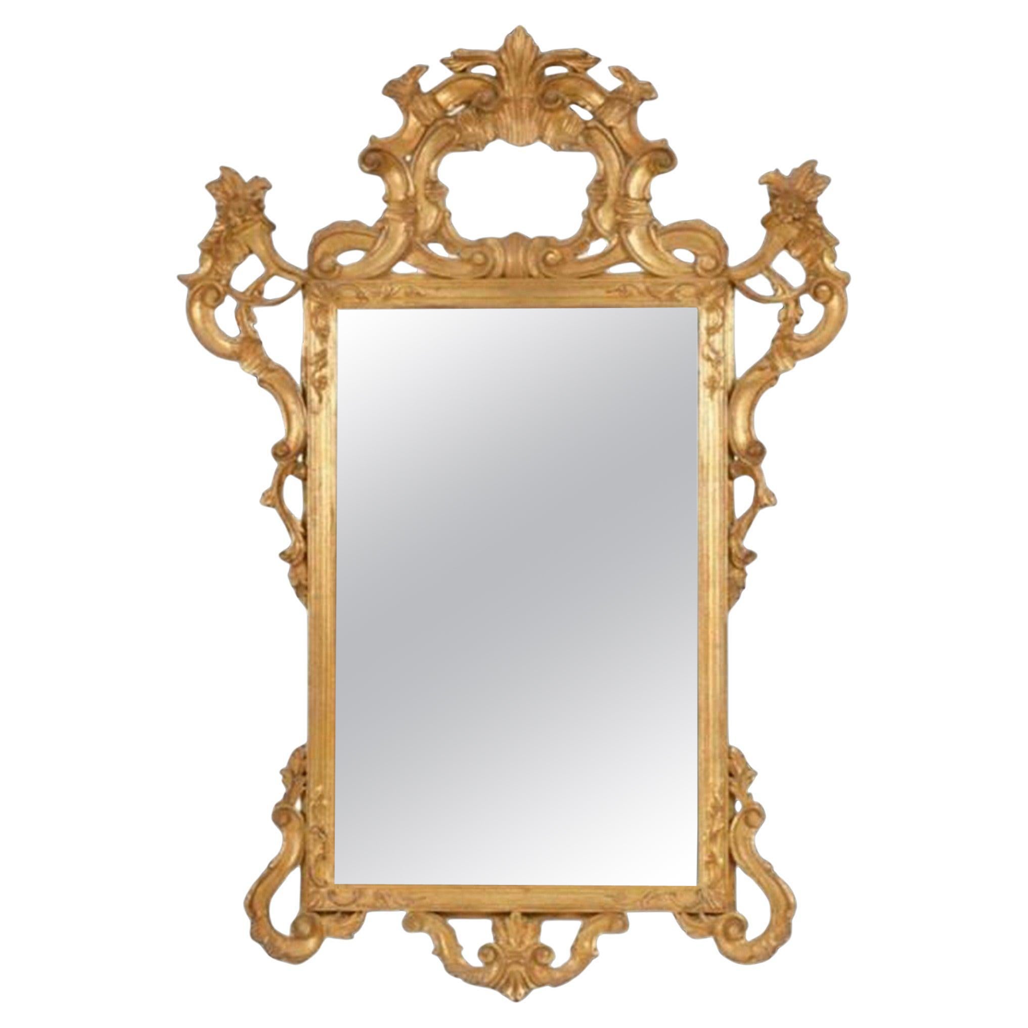 Geschnitzter Spiegel aus Giltwood im italienischen Rokoko-Stil