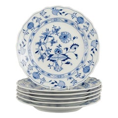 Meissen, Germany. Blue Onion pattern. Set of six dinner plates.