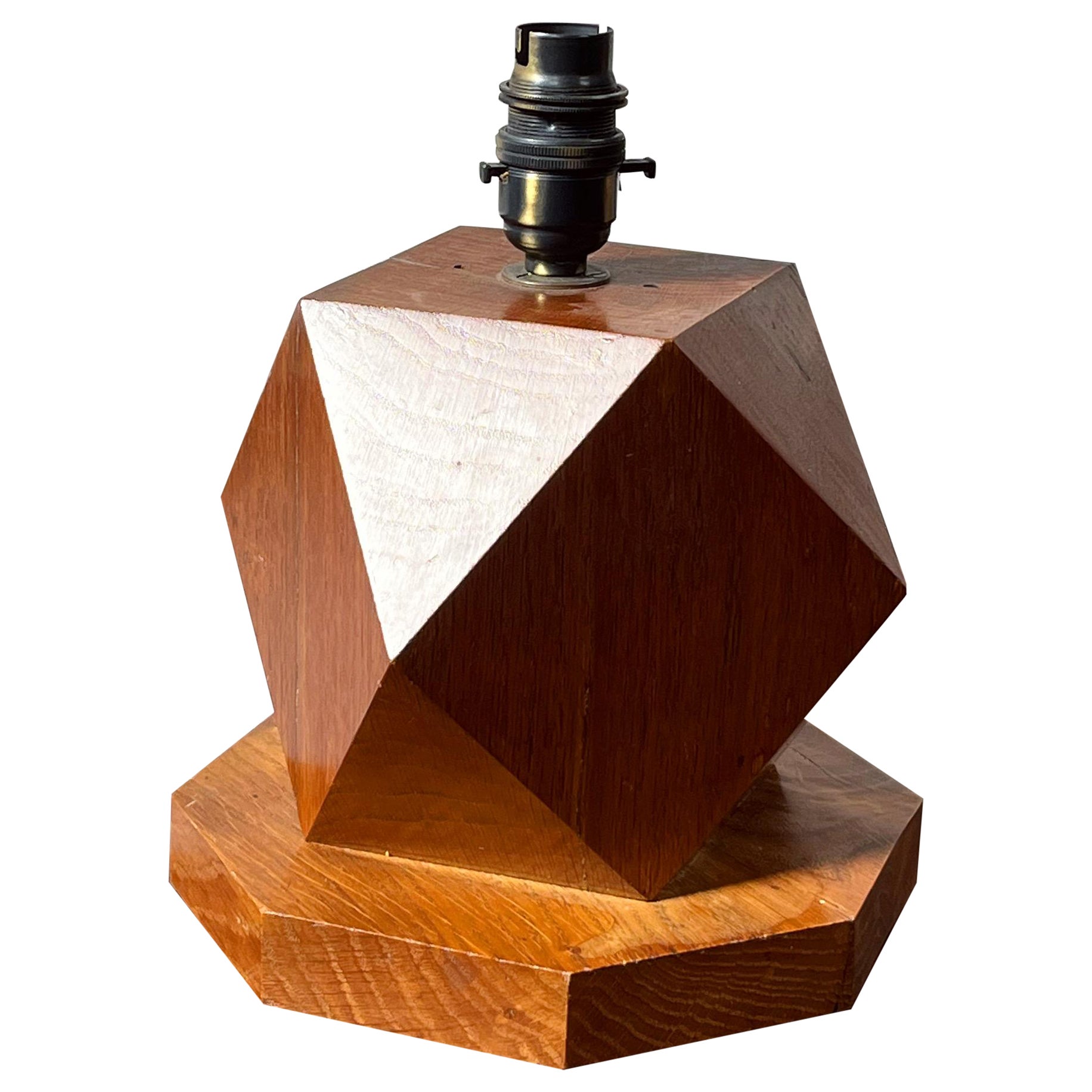 Eine brutalistische Tischlampe aus Eiche aus der Mitte des Twentieth Jahrhunderts