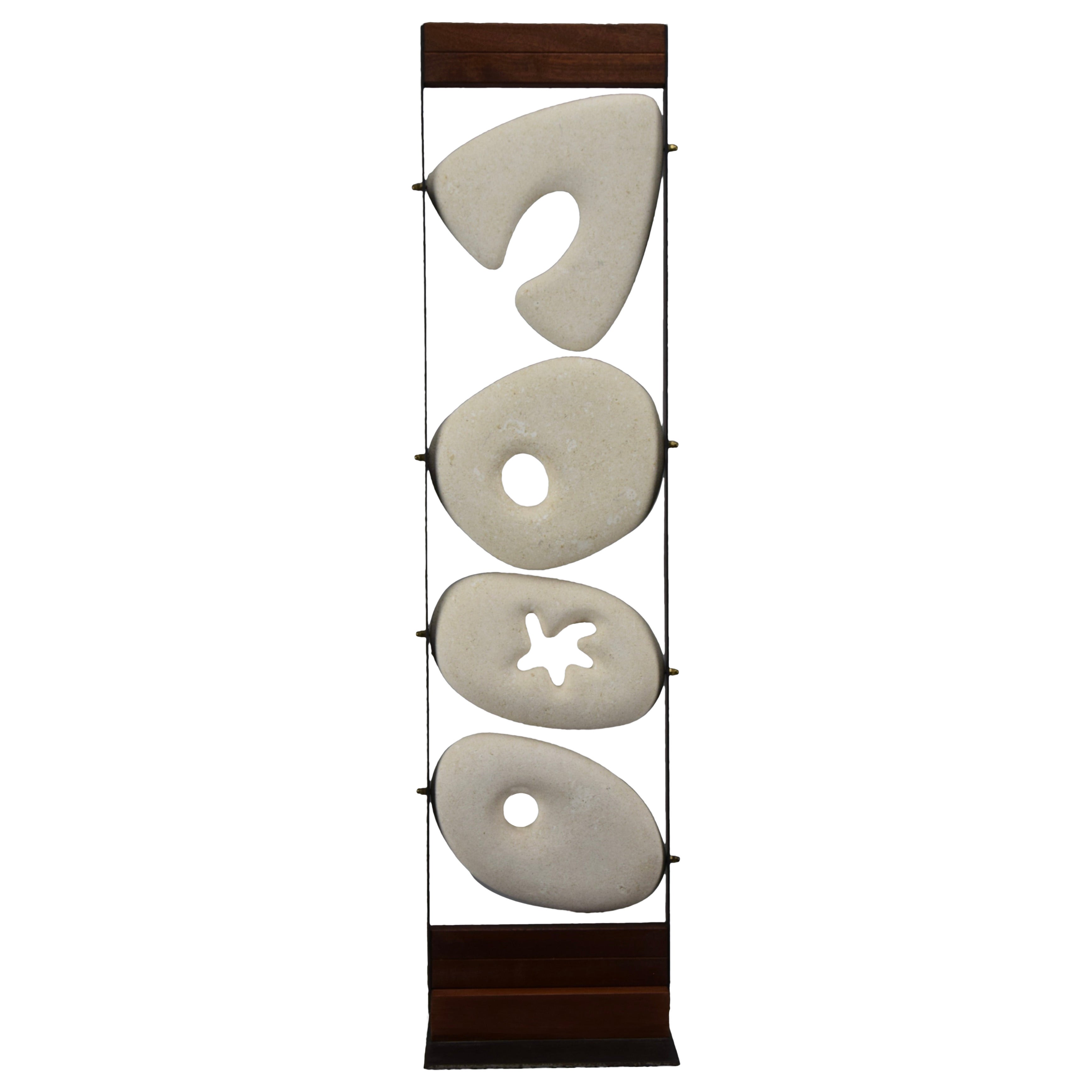 Abstrakte Steinskulptur „Piccolo Totem 03“ von Alberto Cabiddu