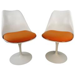 Pair of Orange and White Knoll Tulip Chairs, circa 1960