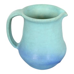 Jarra pequeña de cerámica esmaltada azul y turquesa Van Briggle Arts & Crafts