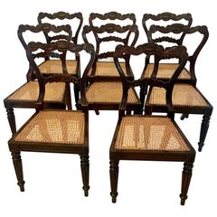 Ensemble de 8 chaises de salle à manger Regency anciennes de qualité exceptionnelle en bois de rose sculpté