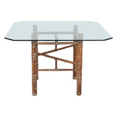 McGuire Quadratischer Esstisch aus Bambus, Rattan und Glas